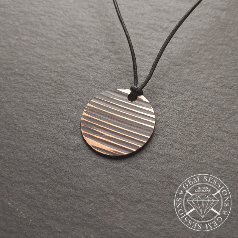 Halskette "CIRCLE (Burnt Edition)" aus Schlagzeugbecken (Individuals | Upcycling | Bronze)