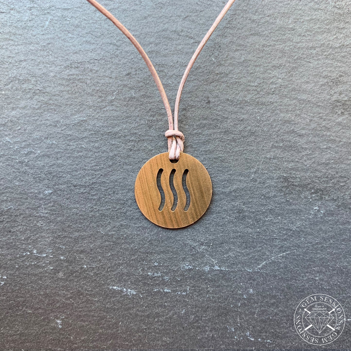 Halskette "AIR" aus Schlagzeugbecken (Vier Elemente | Upcycling | Bronze)