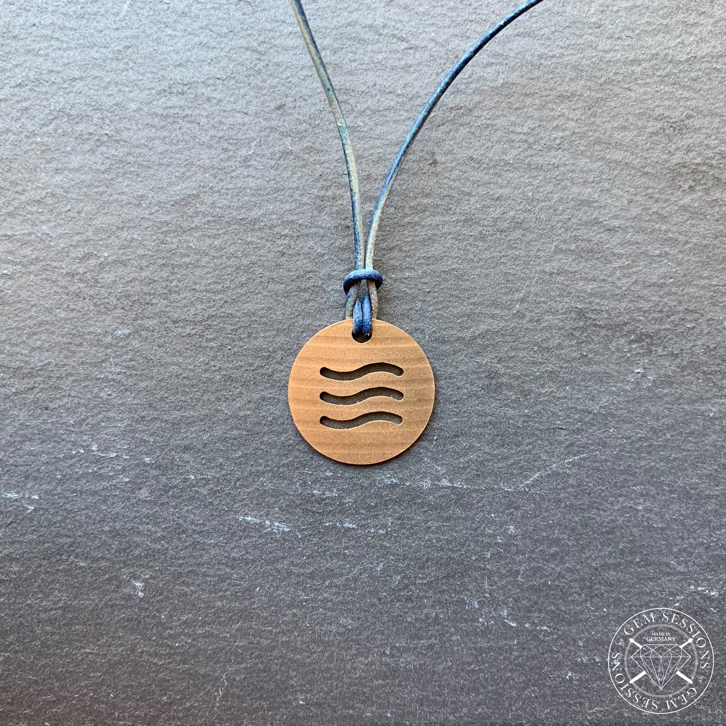 Halskette "WATER" aus Schlagzeugbecken (Vier Elemente | Upcycling | Bronze)