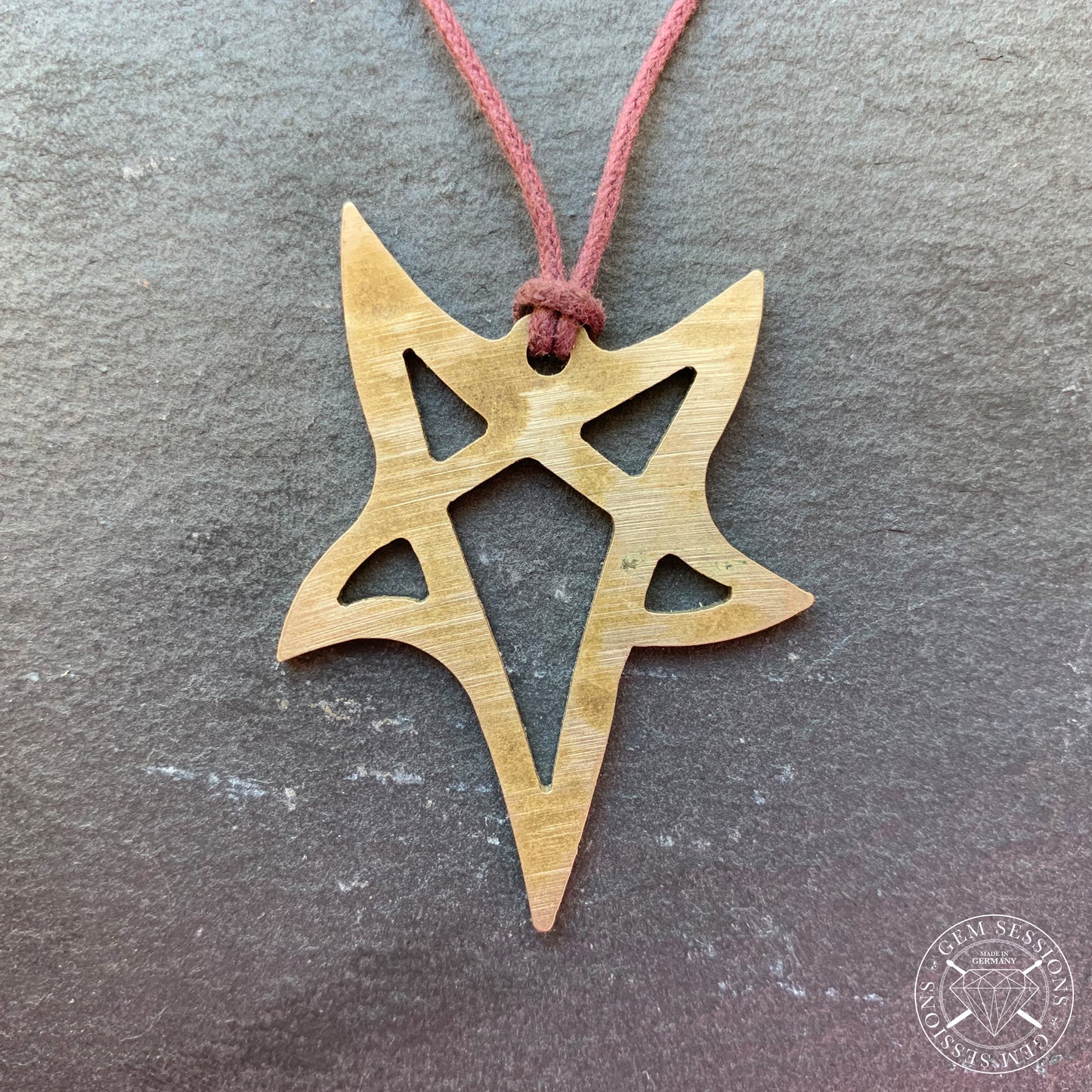 Halskette "PENTORGAN" aus Schlagzeugbecken (Pagan | Upcycling | Bronze)