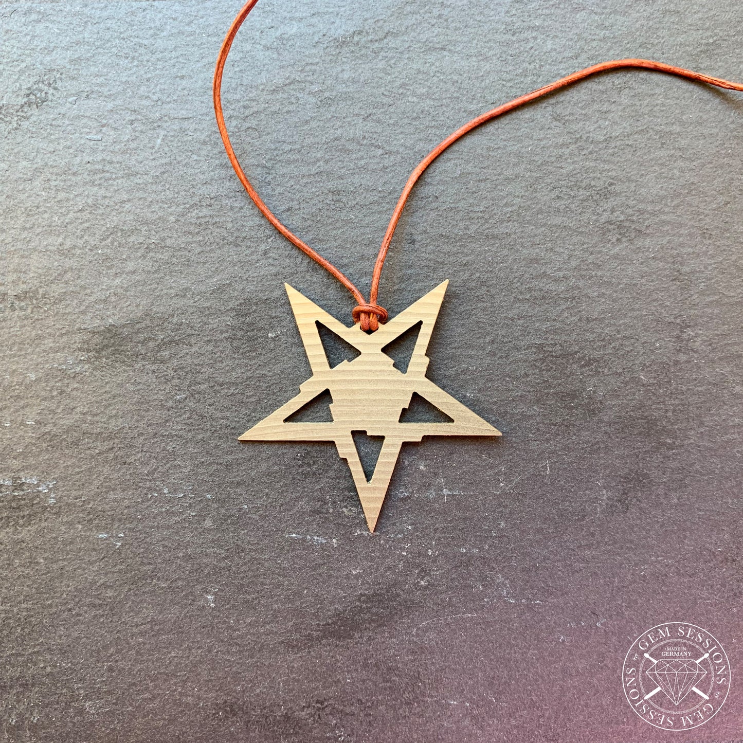 Halskette "PENTOTECH" aus Schlagzeugbecken (Pagan | Upcycling | Bronze)