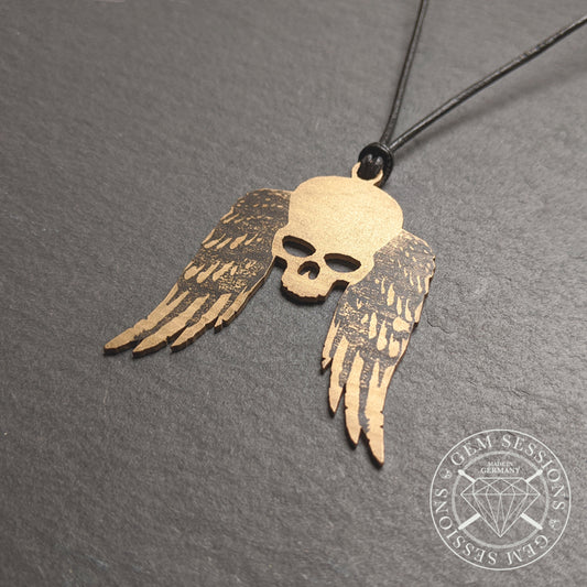 Halskette "FLYING SKULL" (GRAVE DIGGER) aus Schlagzeugbecken (Signature | Upcycling | Messing)